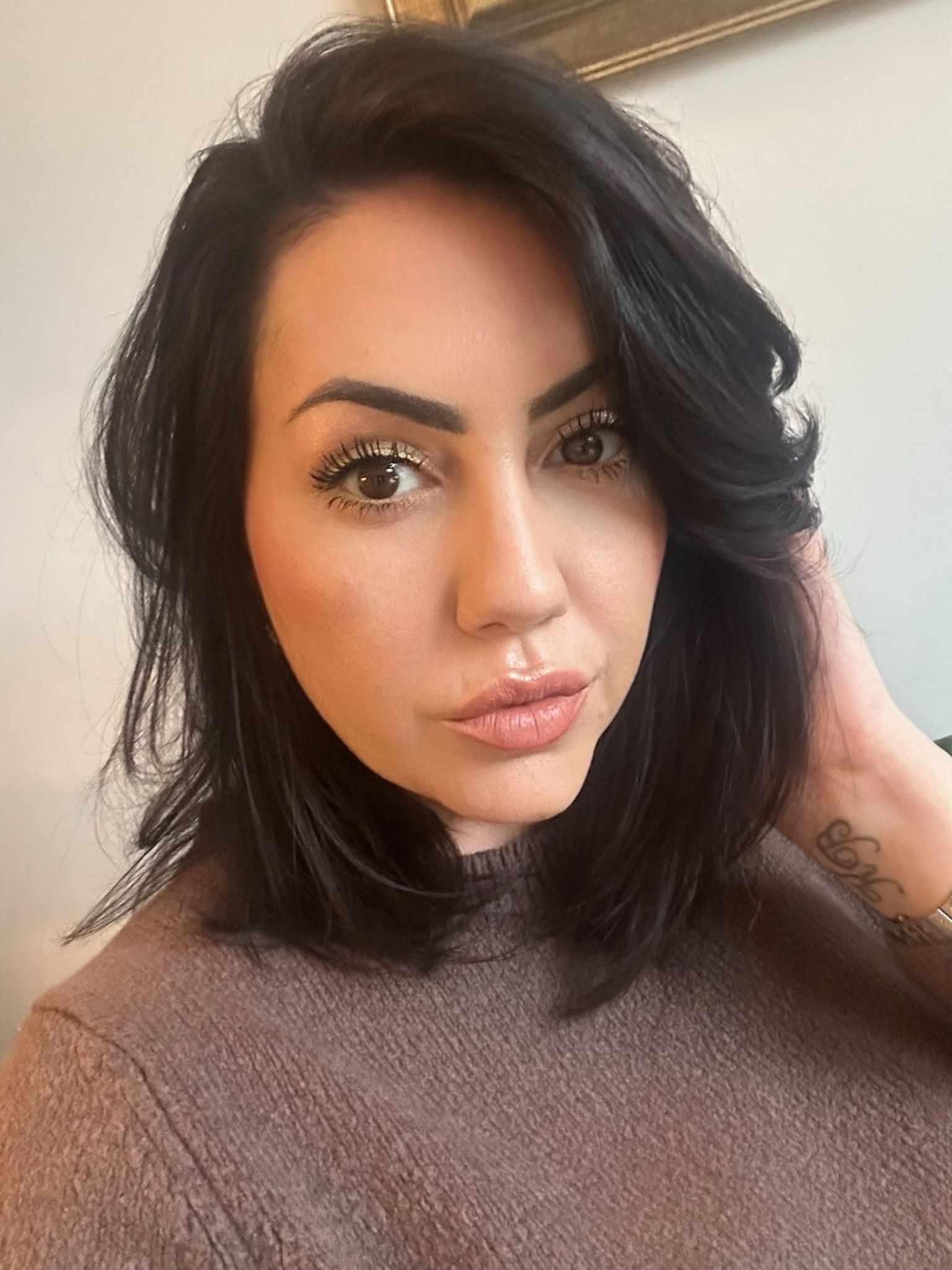 Kate at a birthday dinner in a green dress